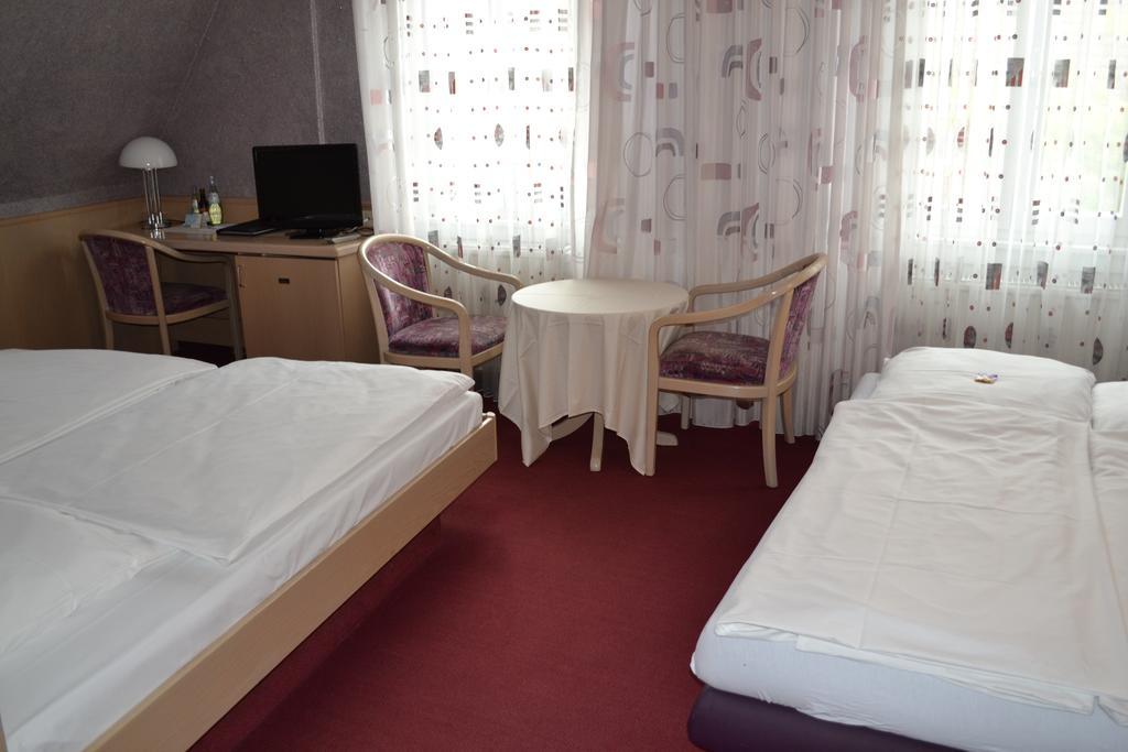 Hotel Hospiz Tübingen Стая снимка