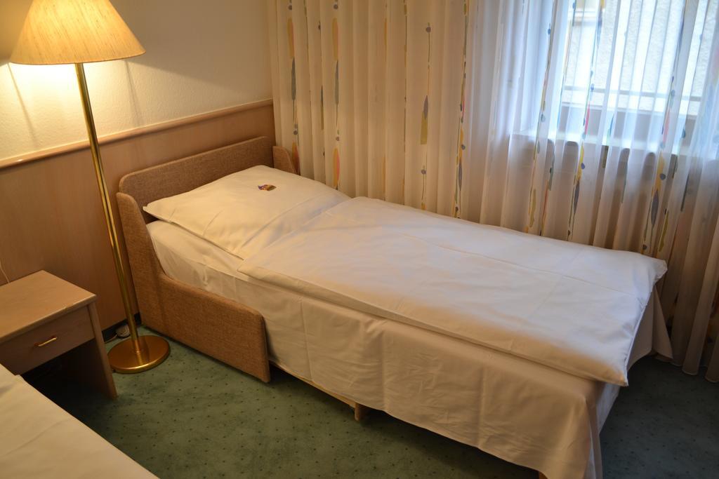 Hotel Hospiz Tübingen Стая снимка