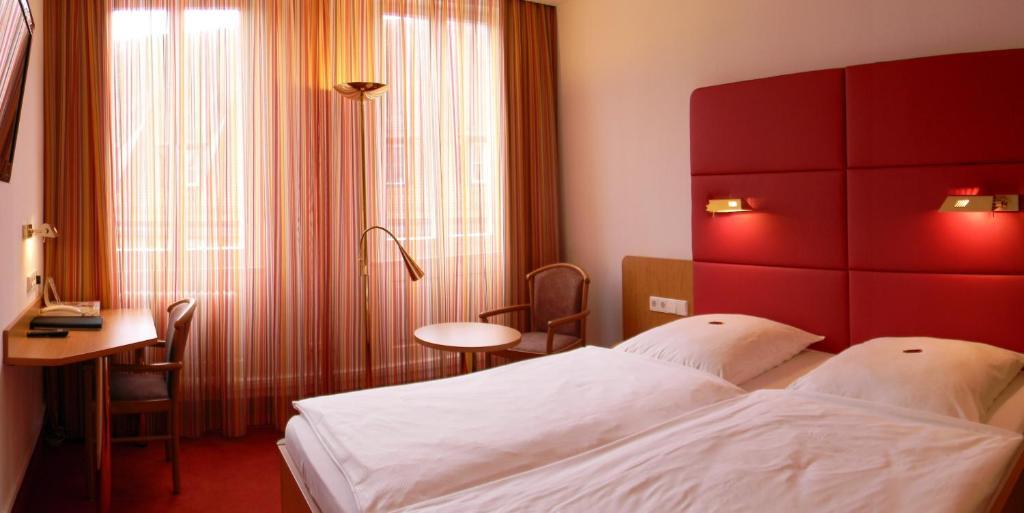 Hotel Hospiz Tübingen Стая снимка